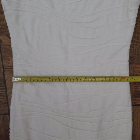 XXI White Bodycon Textured Dress- S - Picture 13 of 16